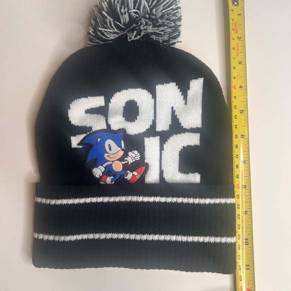 Youth Black Sonic the Hedgehog Beanie Cap Hat - Picture 4 of 7